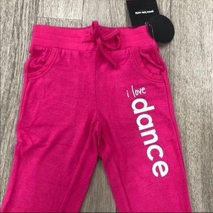 🌸Peace Love World🌸